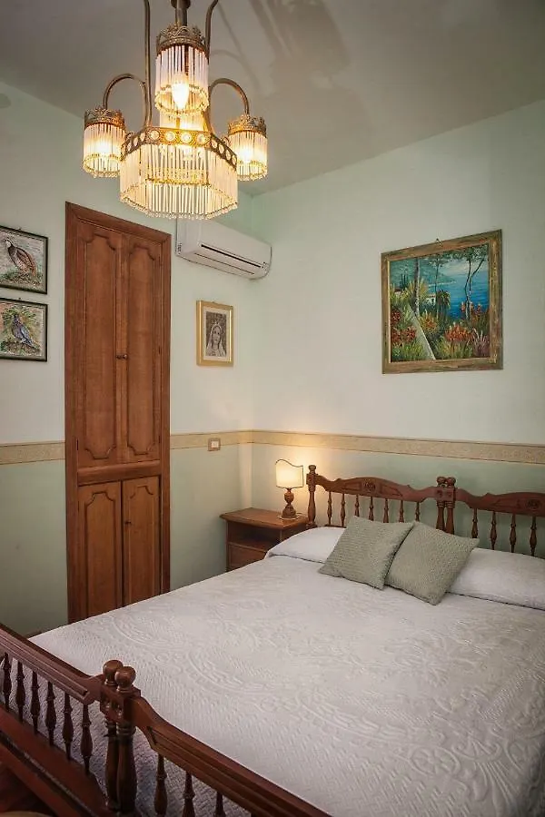 Guest House A Portapalermo Santo Stefano di Camastra 0*,
