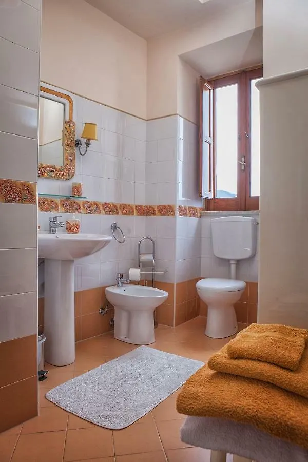 Guest House A Portapalermo Santo Stefano di Camastra Italia