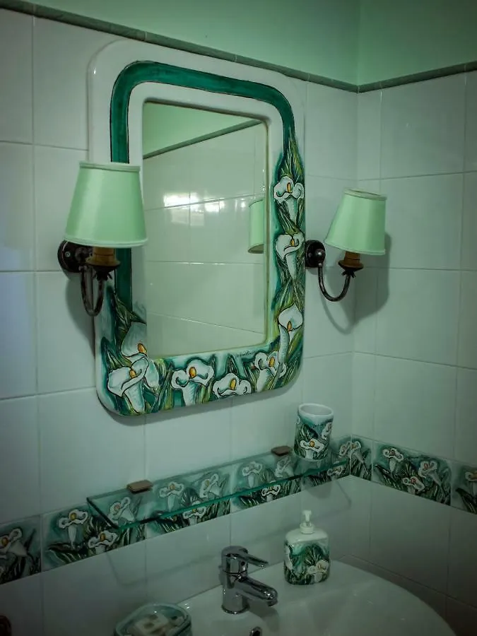 Guest House A Portapalermo Santo Stefano di Camastra 0*,