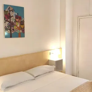 ** Hotel Paris Italia